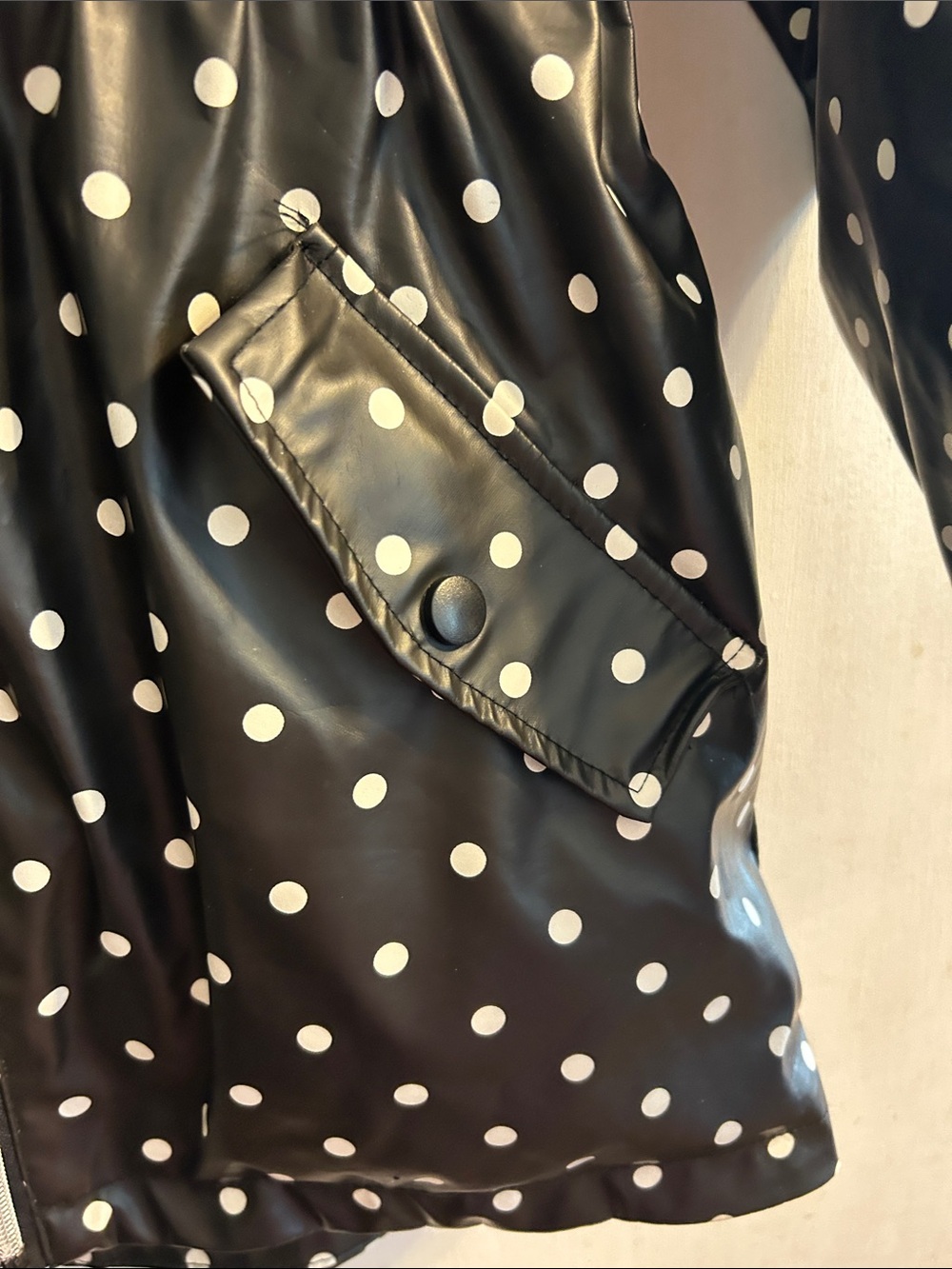 Liv & Lottie Black & White Polka Dot Raincoat Jacket - LIKE NEW - Picture 3 of 8